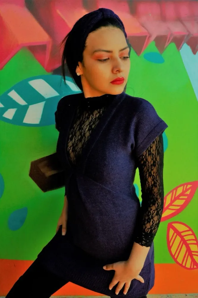 Vestido cuello V